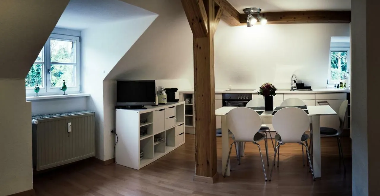 Ferienwohnung Stadtnah Im Dg Wurzburg Apartment