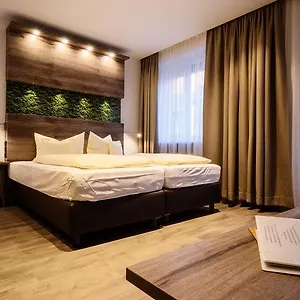 Hotel Alter Kranen, Wurtzburgo